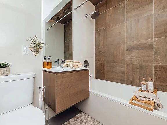 5th image of 1234 Bedford Ave #3A