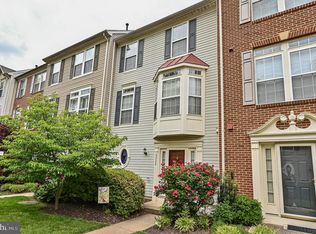 4325 Stevens Battle Ln, Fairfax, VA 22033
