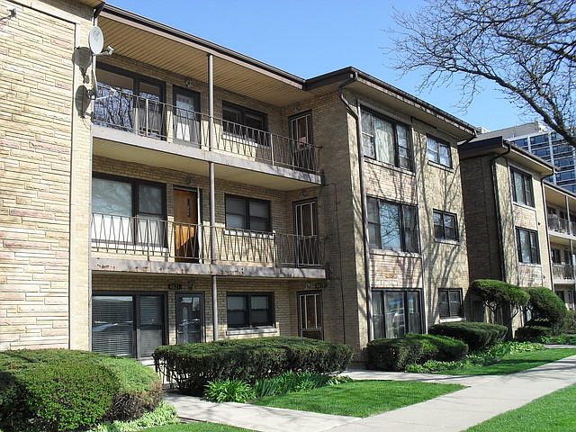 1st image of 4821 N Harlem Ave #3