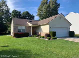 2710 Terrace Dr, Flint, MI 48507