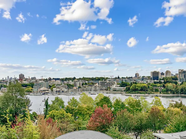 1408 Strathmore Mews #708, Vancouver, BC V6Z 3A9