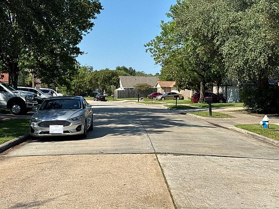 4th image of 2026 Goldspring Ln