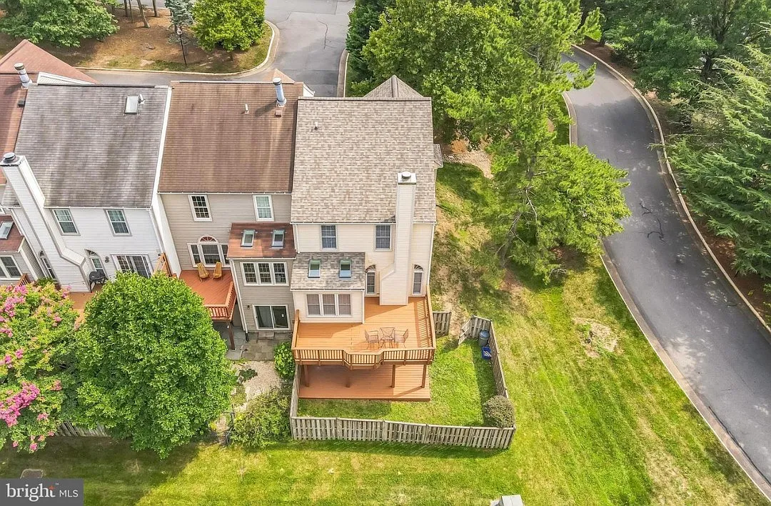Marcum Ct, Fairfax — Photo 1