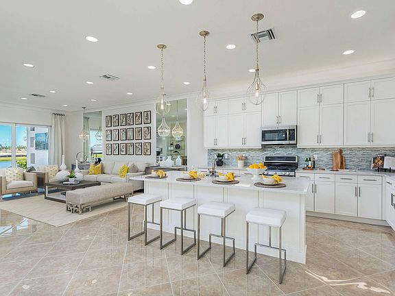 4th image of 28582 Lobos Cir