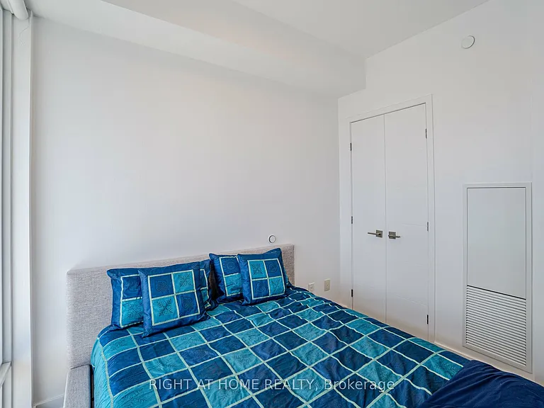 488 University Ave S #2507 — Photo 22