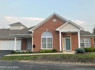 6504 Park Chase Ct, Louisville, KY 40229