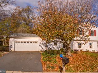 925 Chancellor St SW, Leesburg, VA 20175