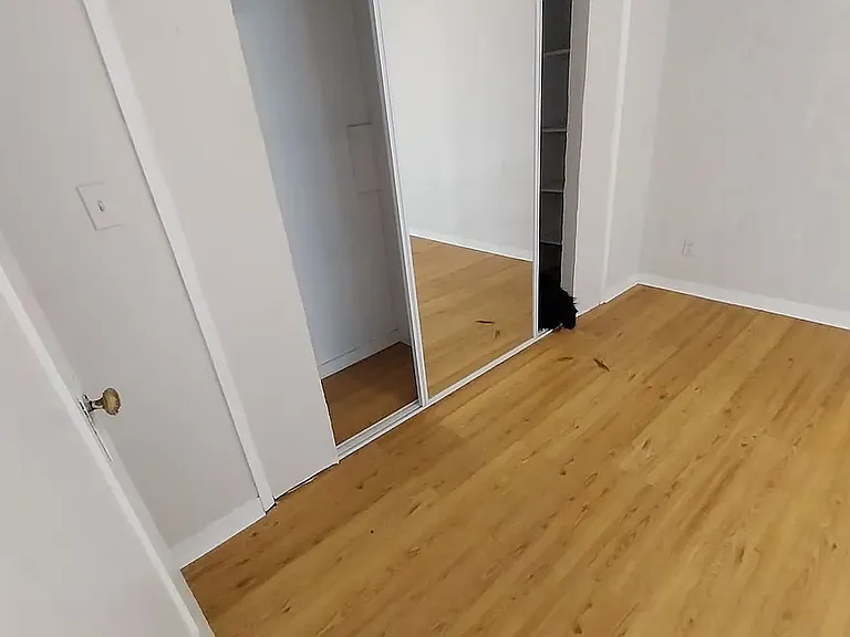 240 River St #5 — Photo 7