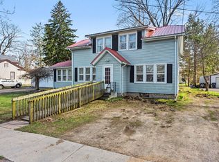413 W Saint Joseph St, Lawrence, MI 49064