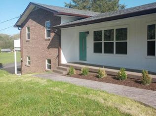 206 Alexanderia St, Sevierville, TN 37862