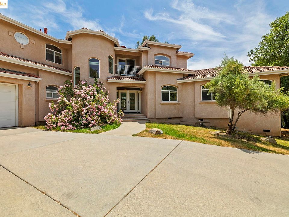 1st image of 14542 Lake Vista Dr