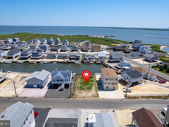 2nd image of 134 Flamingo Rd