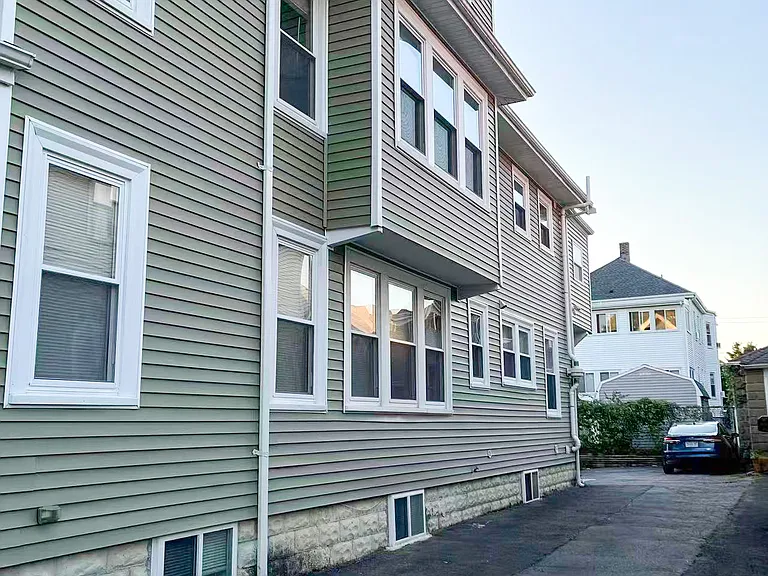 21 Lafayette St #1 — Photo 16