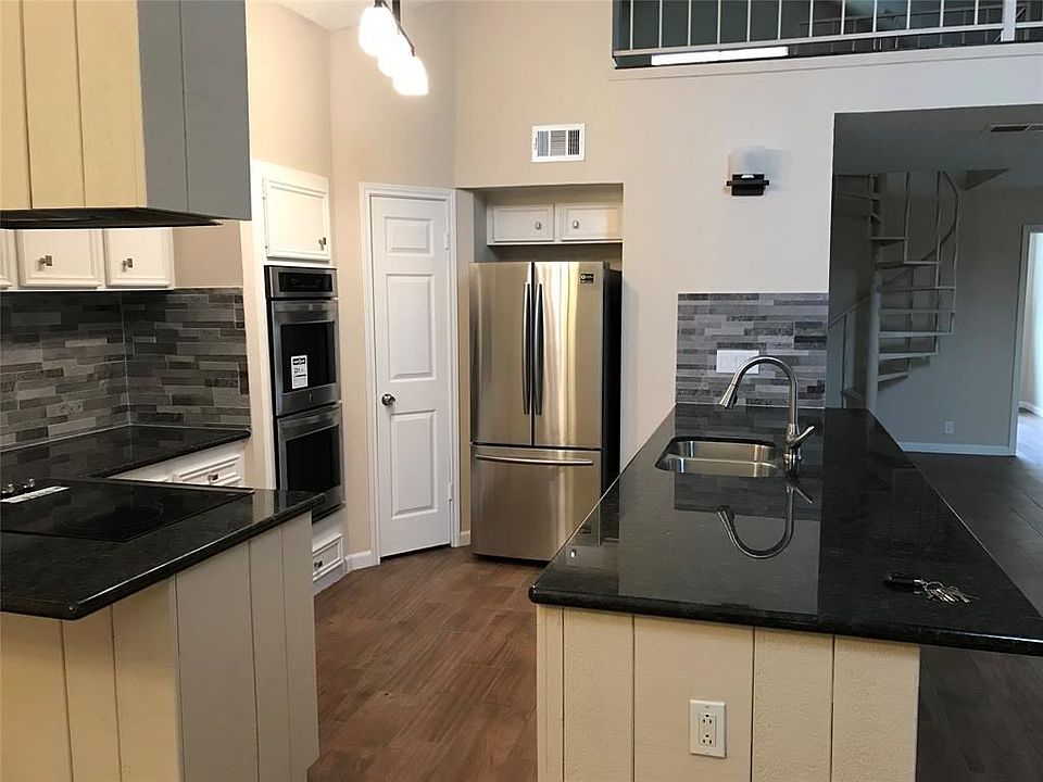 1st image of 2027 Gray Falls Dr