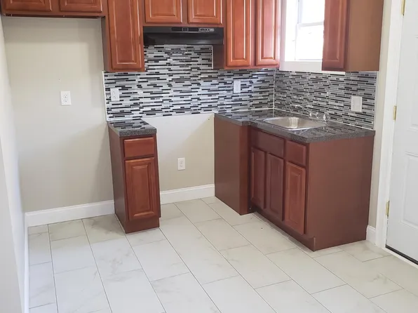 728 Riverside Ave, Trenton, NJ 08618