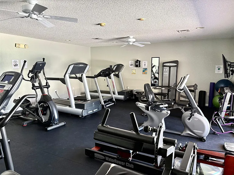 1055 Country Club Dr #404 — Photo 44