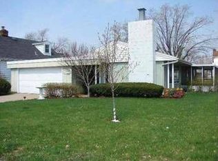 1101 W Stratford Dr, Peoria, IL 61614