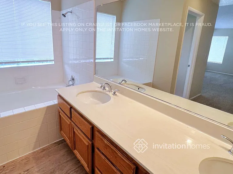 330 Templeton Dr — Photo 13