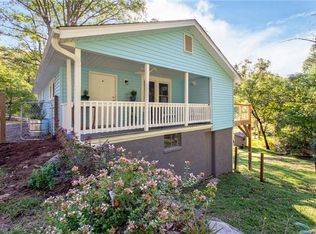 141 Hamburg Mountain Rd, Weaverville, NC 28787