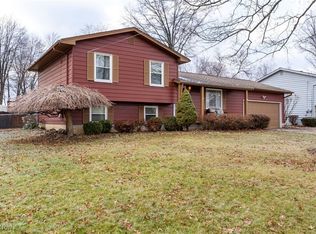 2100 Penny Ln, Austintown, OH