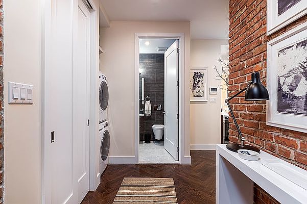 1st image of 921 Washington Ave #786