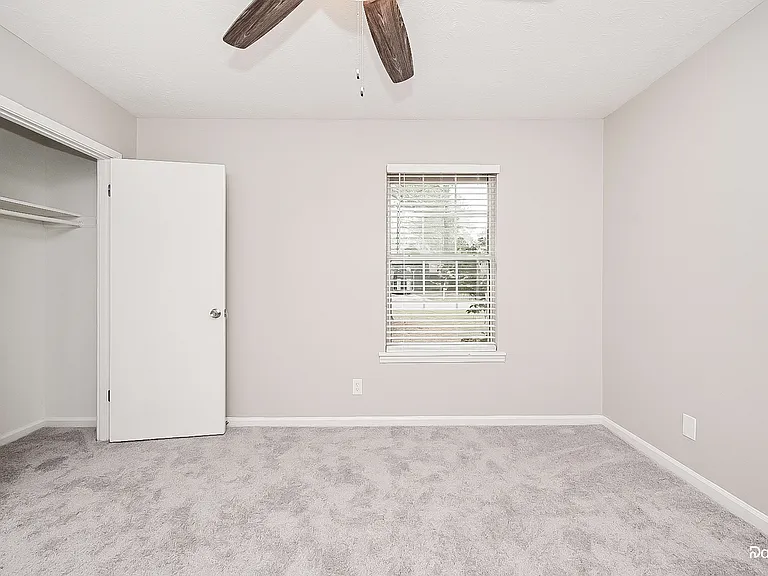 8990 Sterling Ridge Ln — Photo 10