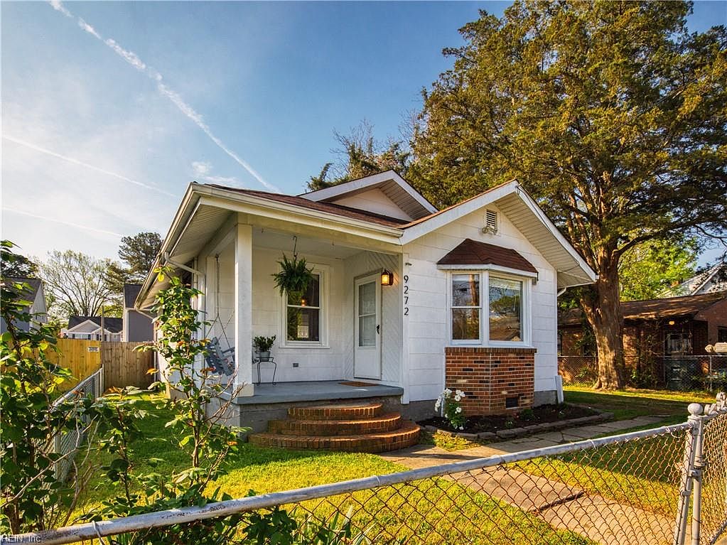 9272 Buckman Ave Norfolk Va 23503 Mls 10371891 Zillow