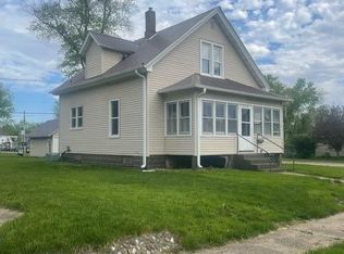 216 Clinton St, Muscatine, IA 52761