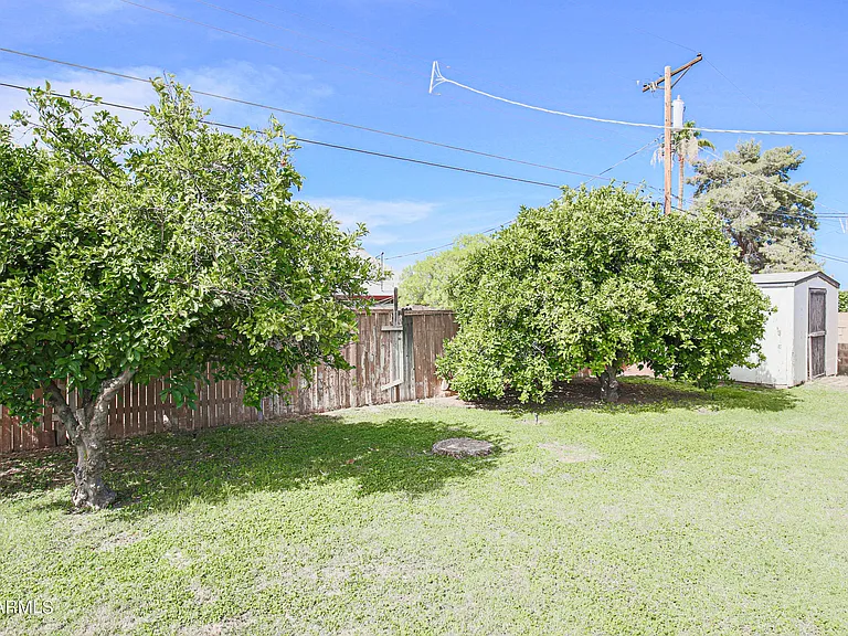 6620 E Latham St — Photo 14
