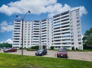 35 Towering Heights Blvd #1002, Saint Catharines, ON L2T 3G8