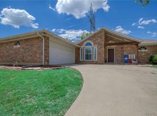 1534 Snow Trl, Lewisville, TX 75077