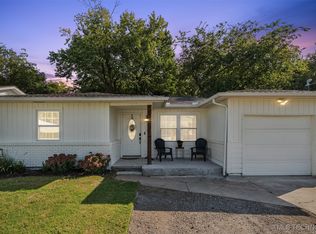 323 E Midway St, Broken Arrow, OK 74012