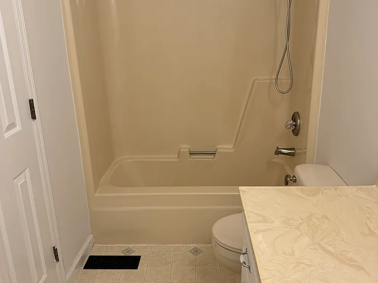 130 Water Oak Ct — Photo 13