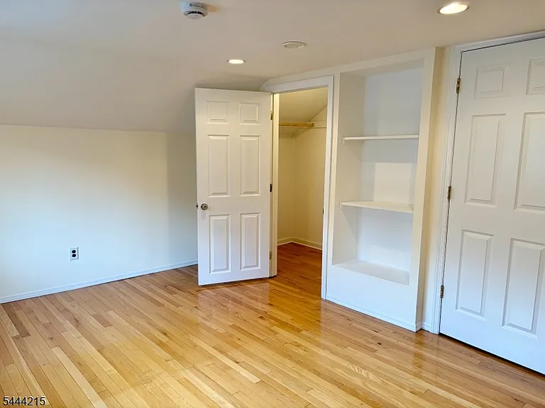 32 Pawnee Ave — Photo 8