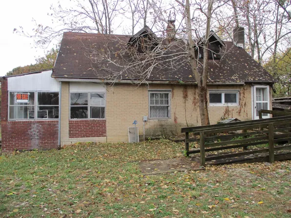 1942 E State Rd, English, IN 47118
