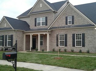 9794 Glenmore Ln, Brentwood, TN 37027