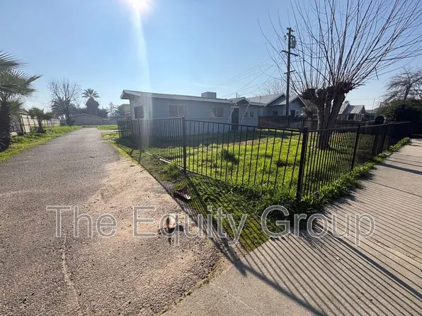 856 W Chestnut St, Exeter, CA 93221