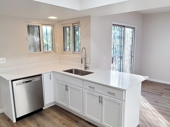 4th image of 5825 N Placita Esplendora