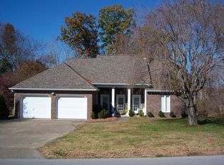196 Enchanted Dr, Somerset, KY 42503