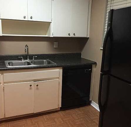 4th image of 10270 NW 35th St APT 29