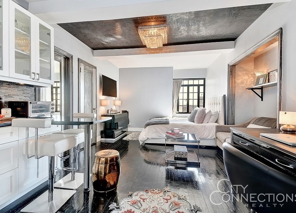 1st image of 5 Tudor City Pl APT 1135