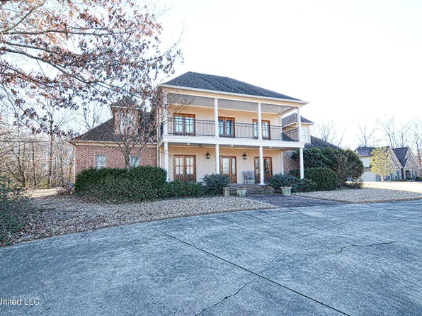 1057 W Crockett Loop, Hernando, MS 38632