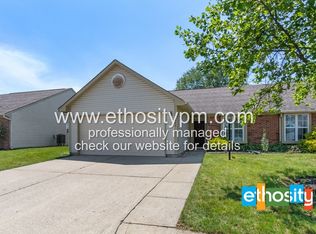 606 Woodberry Dr, Danville, IN