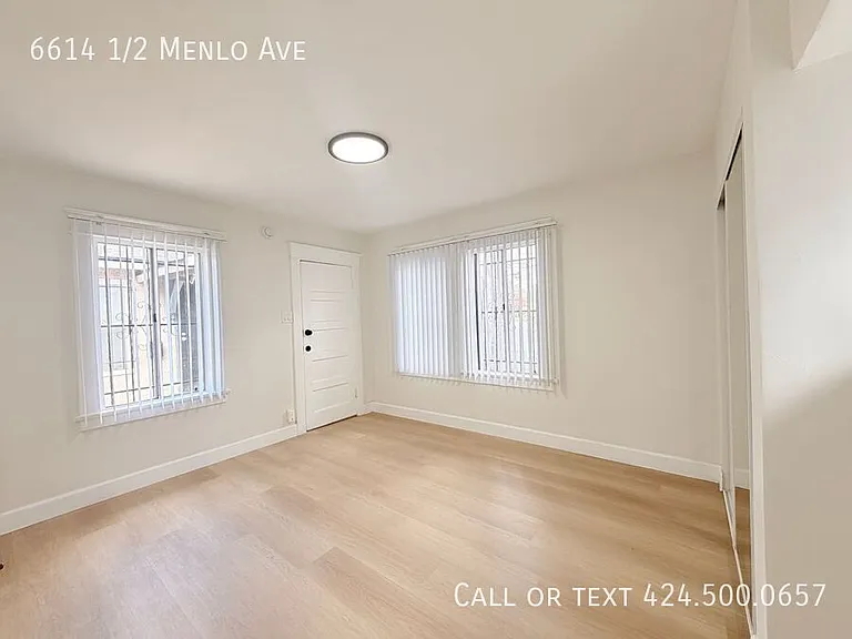 6614 1/2 Menlo Ave — Photo 4