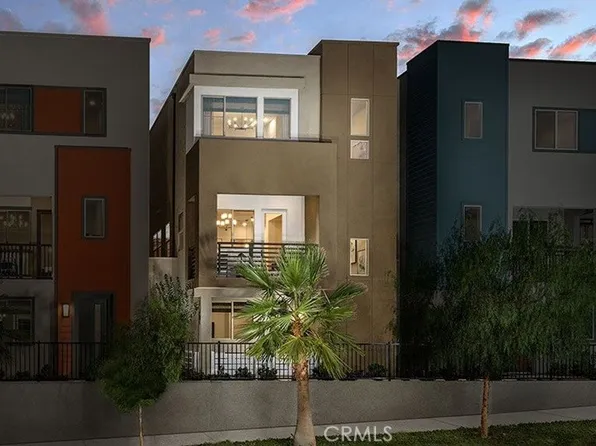 1665 W Intrepid Ln, San Pedro, CA 90732