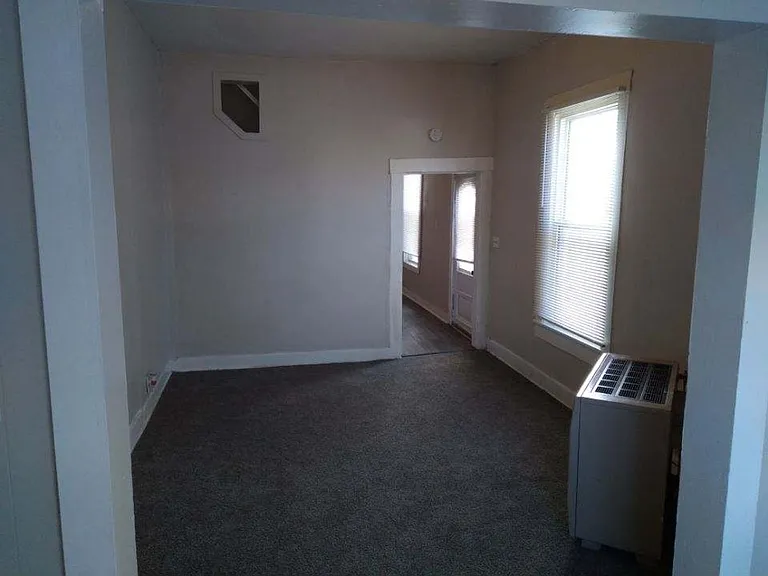 631 Rawlings St — Photo 3
