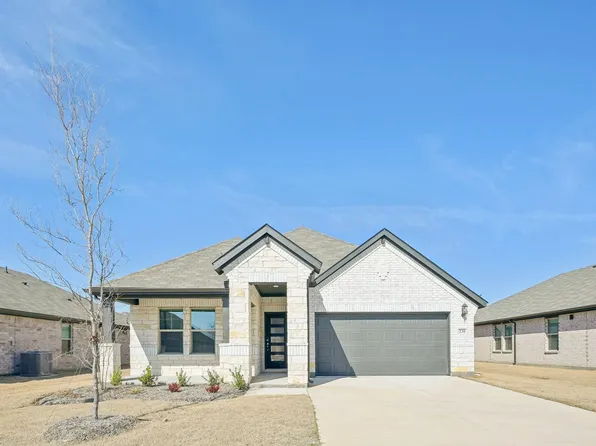 230 Arcane St, Greenville, TX 75402