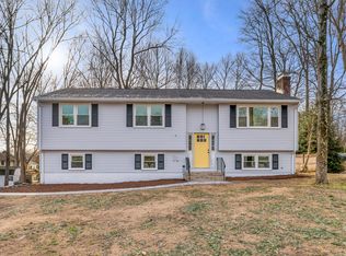 156 Spring St, Windsor Locks, CT 06096