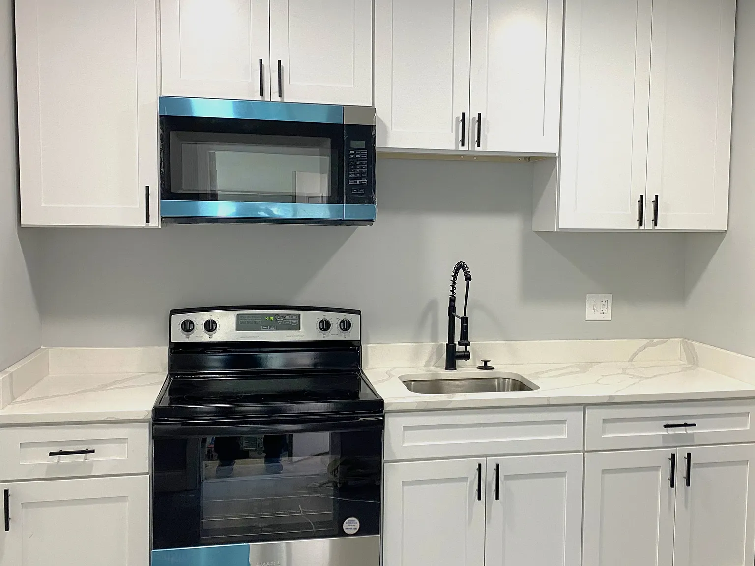 4310 Ridgewood Avenue - B Ava... — Photo 3