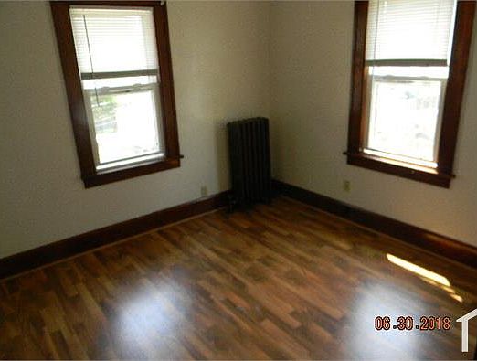 5th image of 2111 Slauson Ave APT 4